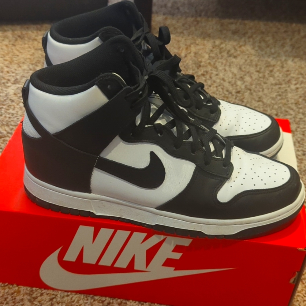 Nike High Dunks